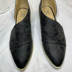 Slip on flats